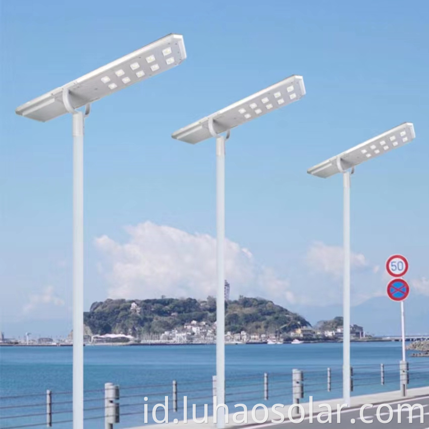 Solar Integrated Street Lights